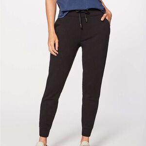Lululemon Warm Down Jogger Soft Touch Size 4
